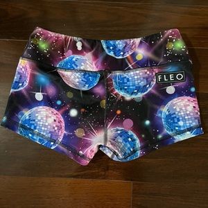 Fleo Shorts Can’t find